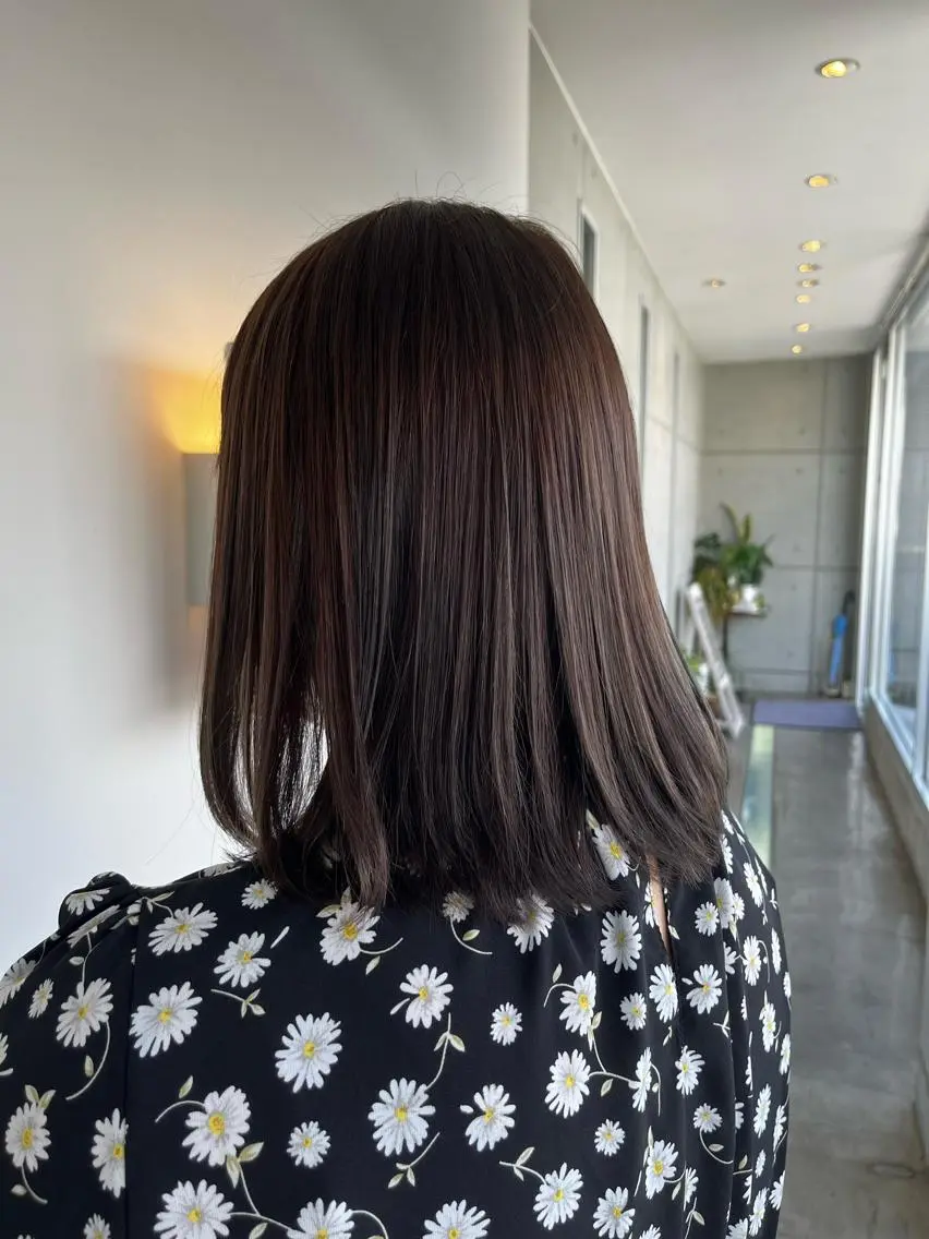ミディアム アッシュ アッシュグレー アッシュグレージュ トリートメント おせ ちさとのヘアスタイル