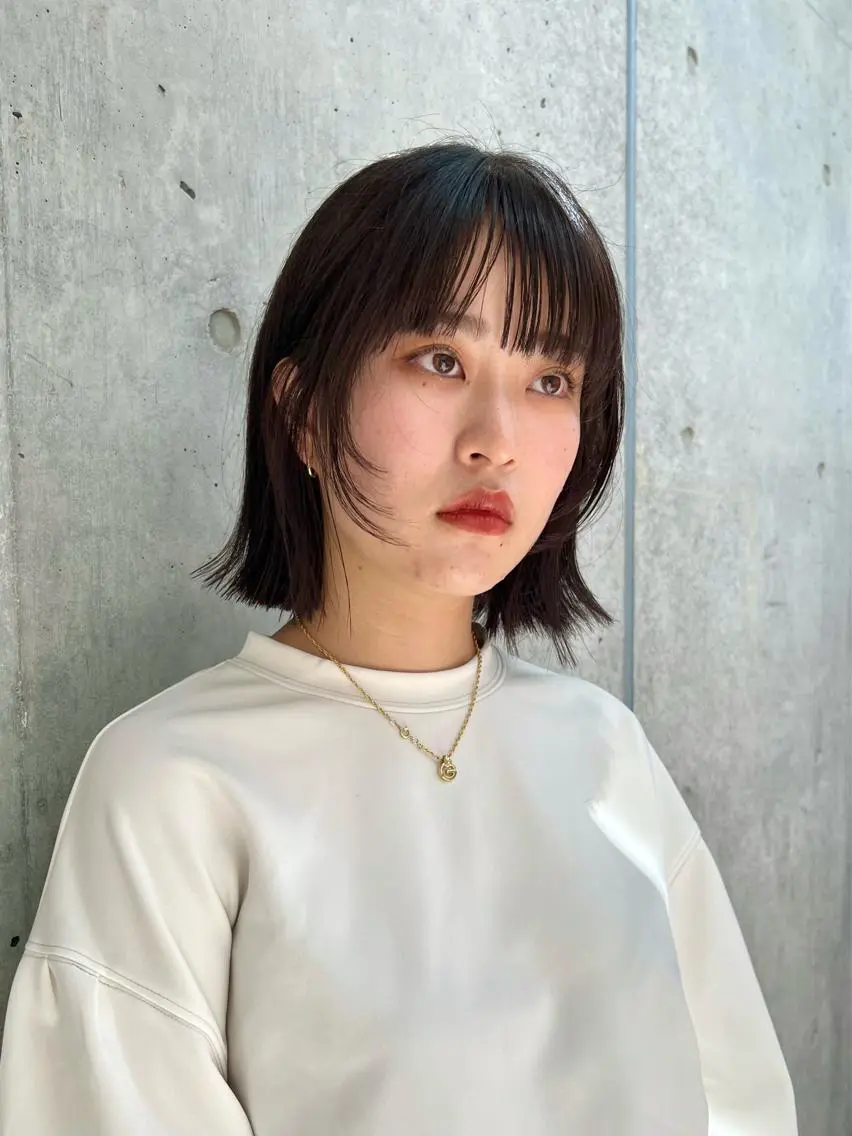 ミディアム カラー ベージュカラー 透明感カラー グレージュ ボブ カット ヘアカラー トリートメント レイヤー専門家 ダブルカラー修のヘアスタイル