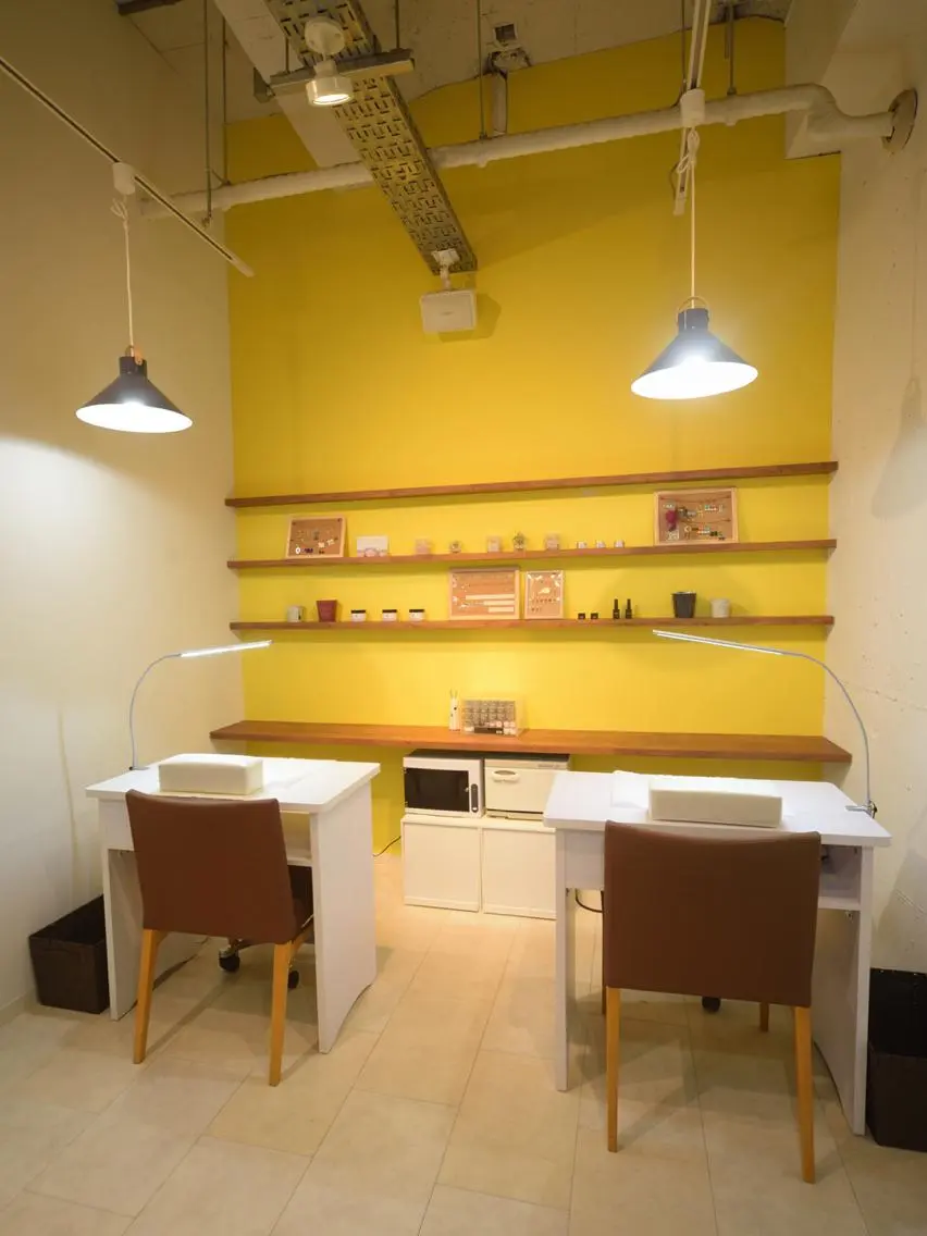 ネイル 黄色 nail salon Soeurのネイルデザイン