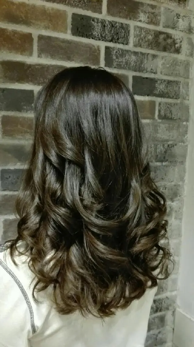 セミロング カラー パーマ ヘアアレンジ メンズ キッズ ネイル マツエク・マツパ メンズブリーチ メンズハイライト メンズインナーカラー メンズ就活ヘア アッシュ MEGUMI megumiのヘアスタイル