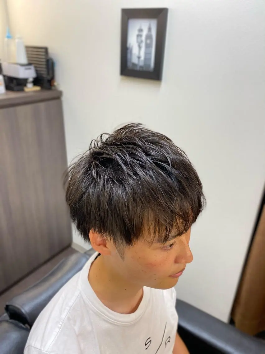 ショート メンズ KUTSUKAKE YUTOのヘアスタイル