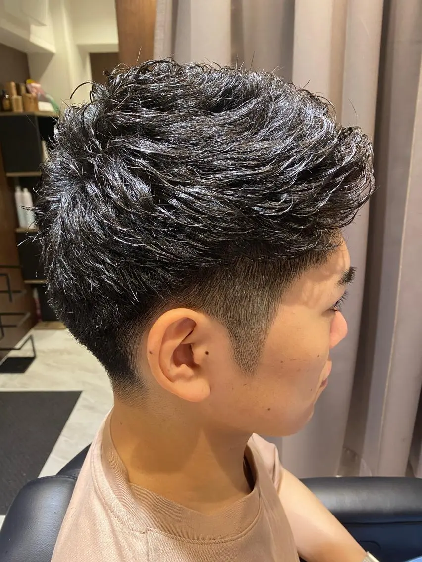 ショート パーマ 小野 大輔のヘアスタイル