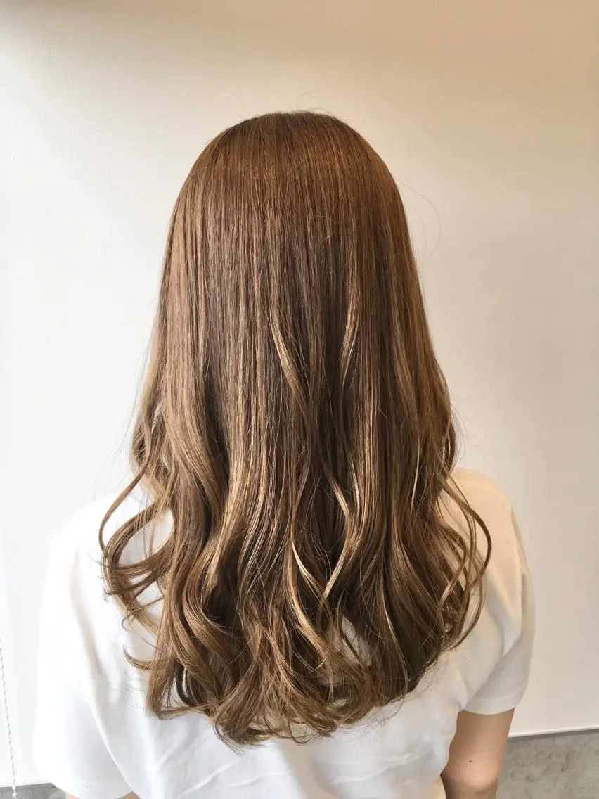 ロング カラー ベージュカラー ヘアカラー トリートメント ヘッドスパ ヘアセット yoshi ☆のヘアスタイル