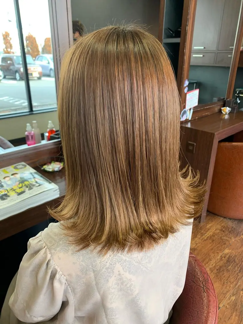 ミディアム 外ハネヘア おせ ちさとのヘアスタイル