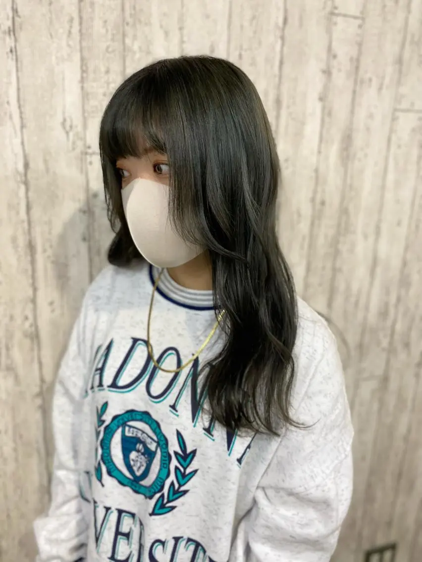 ロング ロング 勝河 怜楊のヘアスタイル