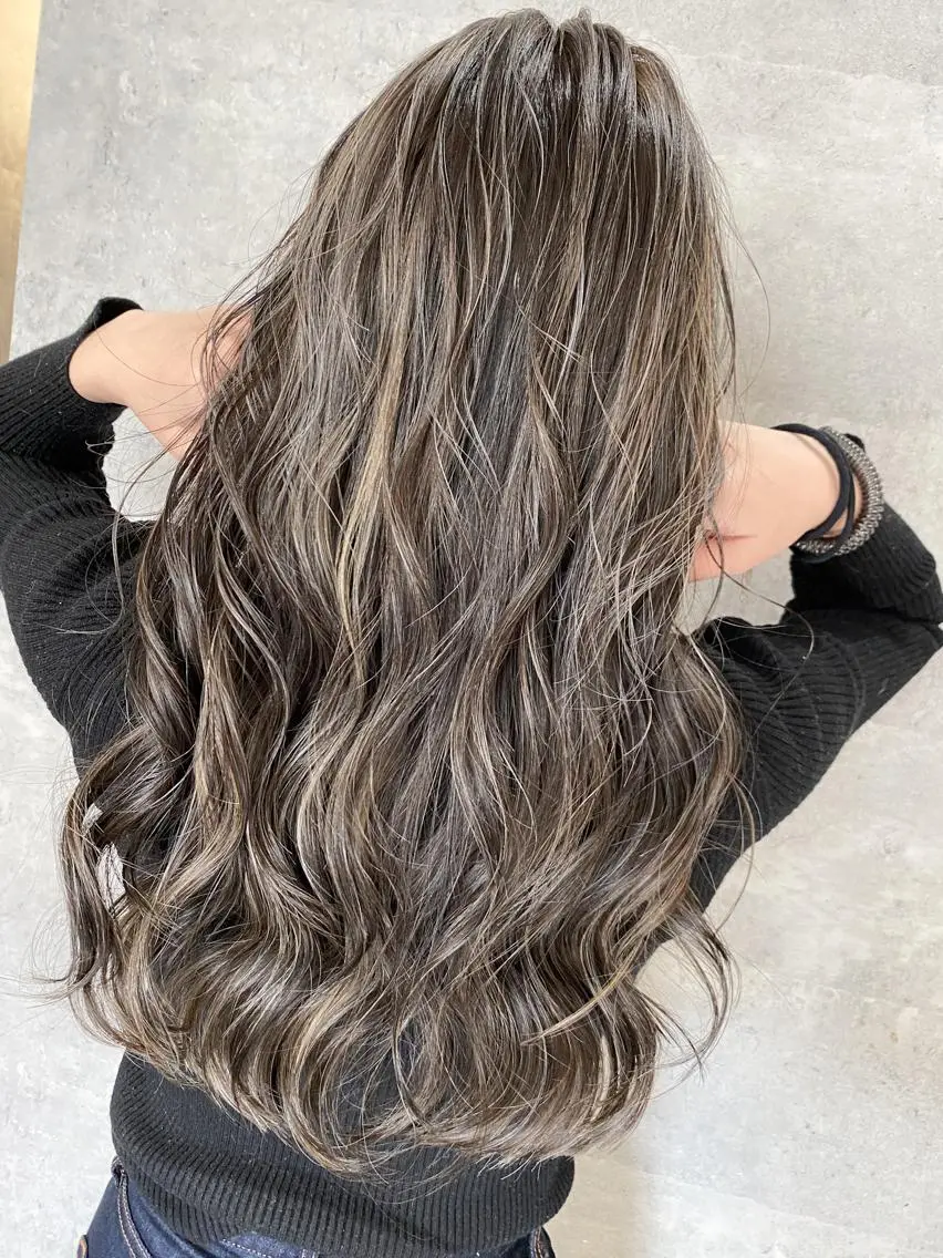 セミロング カラー ヘアアレンジ ネイル マツエク・マツパ ヘアカラー トリートメント 井上 一平のヘアスタイル