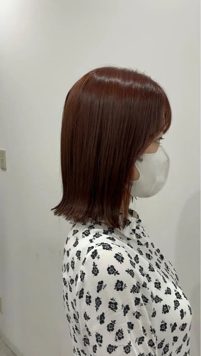 ミディアム カット ヘアカラー トリートメント ニシザカ マナのヘアスタイル