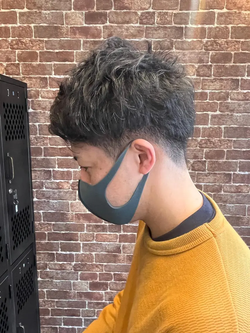 ショート カラー パーマ ヘアアレンジ メンズ キッズ ネイル マツエク・マツパ アイブロウ メンズブリーチ メンズハイライト メンズインナーカラー メンズ韓国風 ブリーチ 久木原 ゆりのヘアスタイル