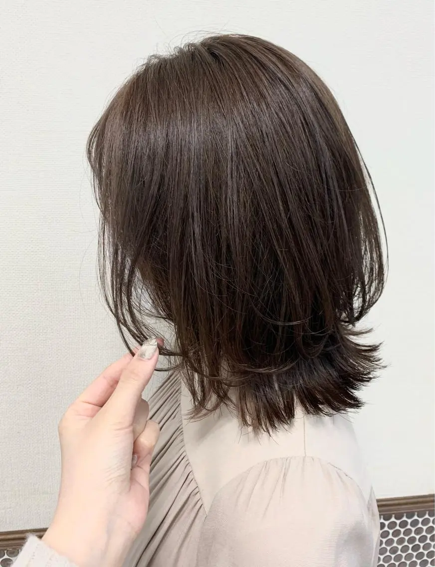 ミディアム 竹内 結希のヘアスタイル