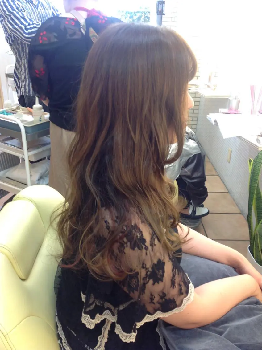 ロング カラー 高橋 聖羅のヘアスタイル
