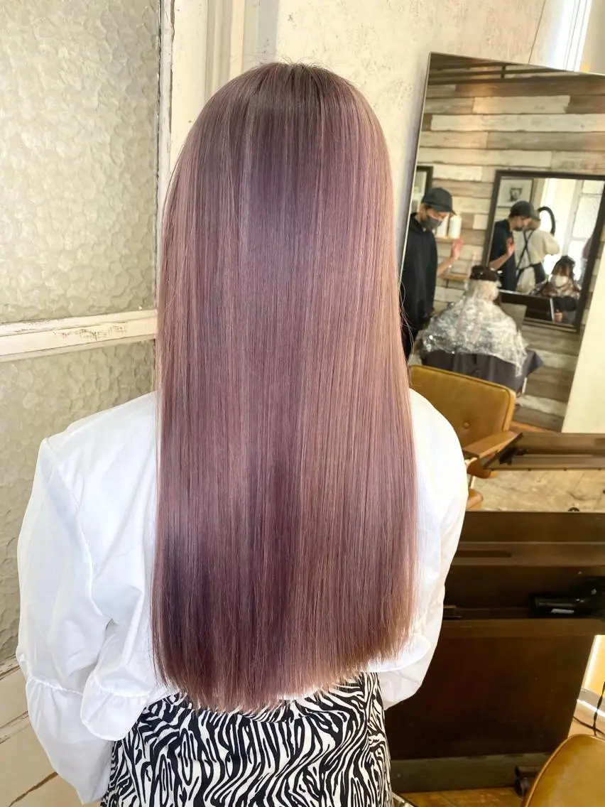 セミロング カラー カット 縮毛矯正 トリートメント Grit 元町店のヘアスタイル