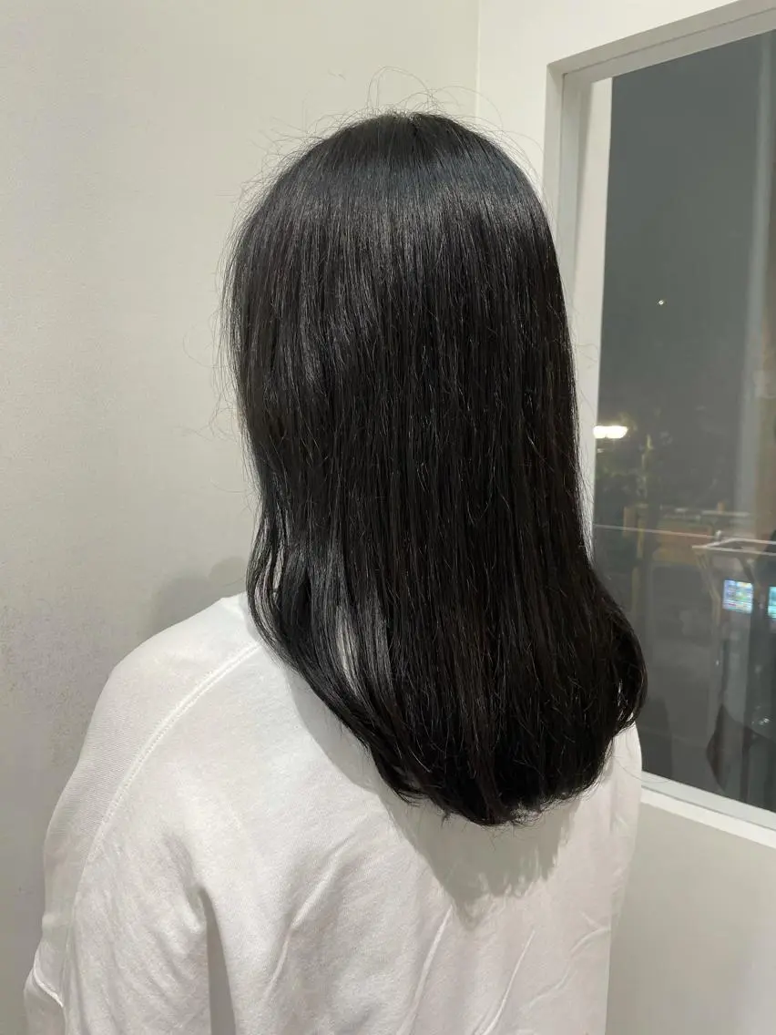 セミロング カラー 黒髪 ブルーカラー ブルーブラック 森 愛佳のその他イメージ