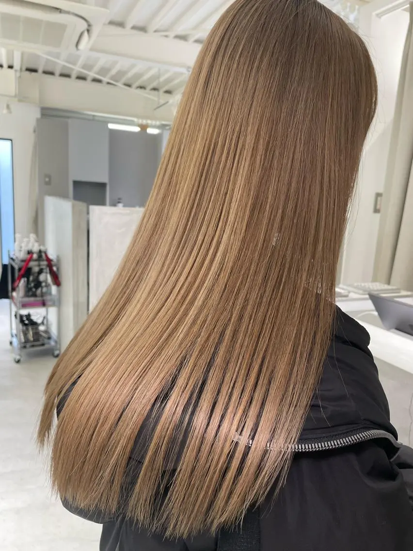 カラー バレイヤージュ ベージュカラー ブリーチ ケアブリーチ ダブルカラー okumura makiのヘアスタイル