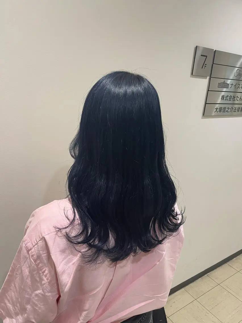 ミディアム カラー ヘアアレンジ 黒髪 ブルーカラー ブルーブラック ヘアカラー トリートメント ヘアセット ☂️カトウ ケイゴ☂️のヘアスタイル