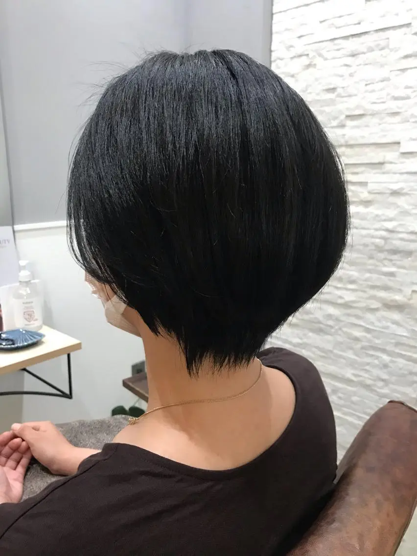 ショート miloc かおりのヘアスタイル
