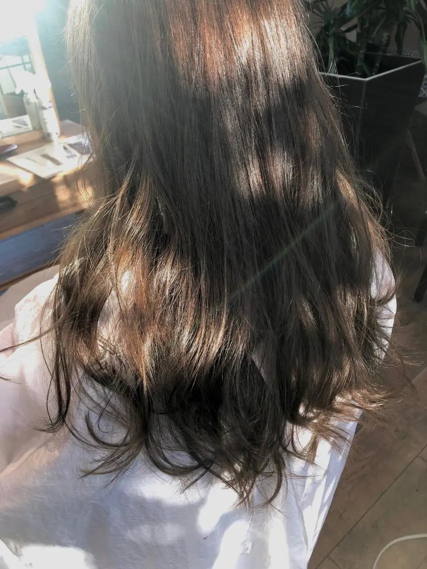 セミロング カラー カット ヘアカラー トリートメント 桑原 菜摘のヘアスタイル