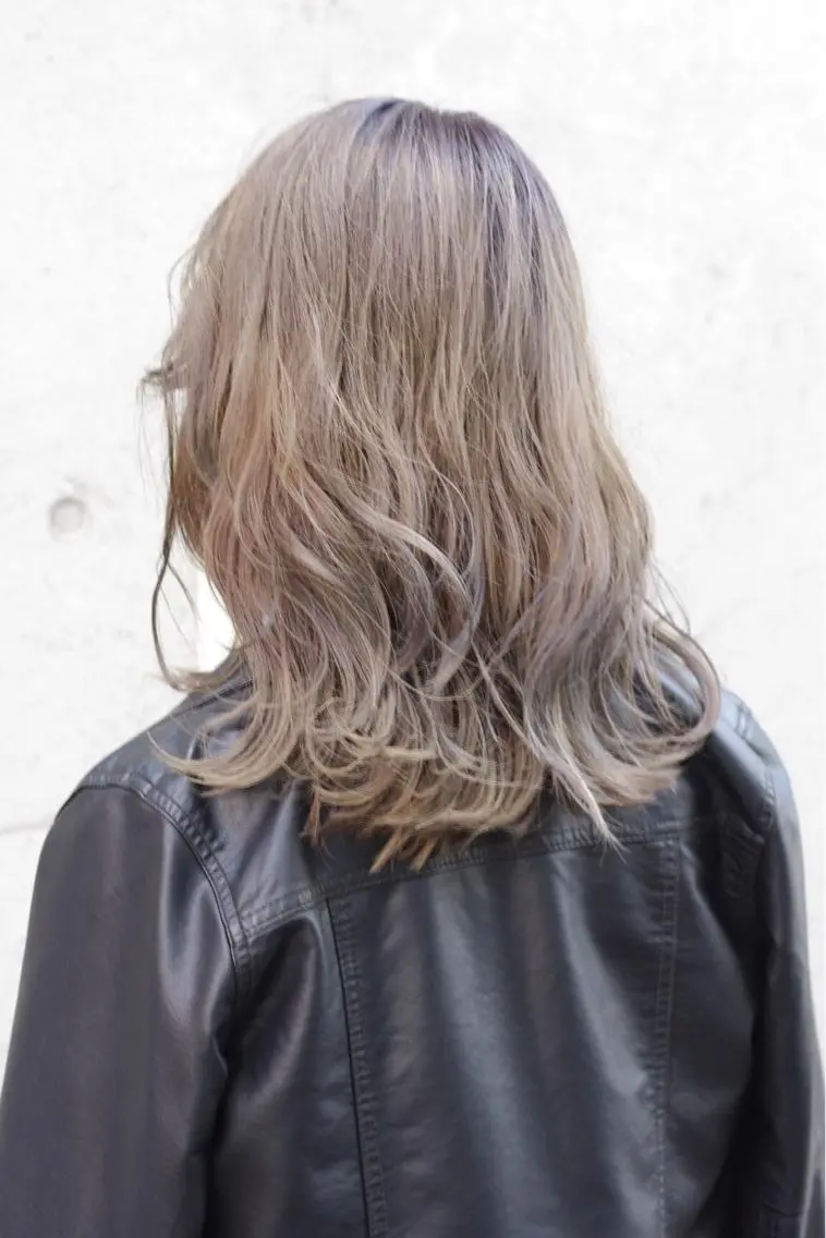 ミディアム カラー ダブルカラー 松田 光雄のヘアスタイル