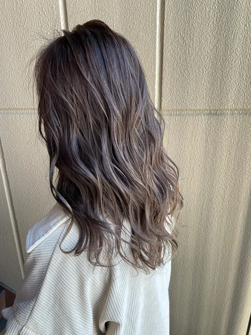 セミロング カラー グレージュ ハイライトカラー ハイライト Joule 大分メンズのヘアスタイル