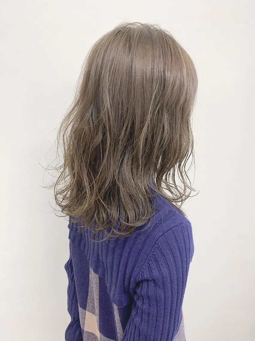 セミロング カラー ヘアカラー 透明感・暗髪 梅田・増田のヘアスタイル