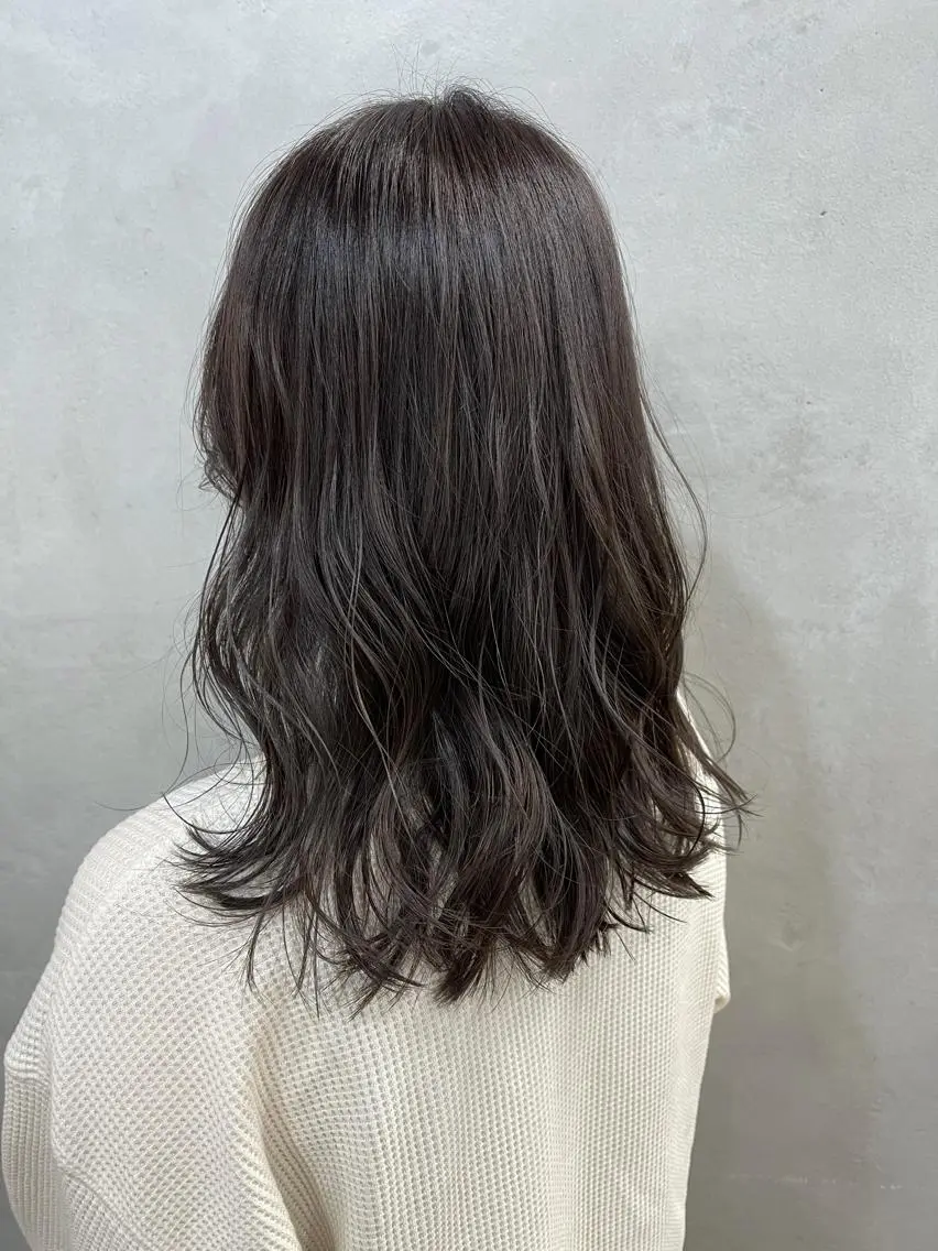 ミディアム カラー ブリーチダブルカラー 【koide】のヘアスタイル