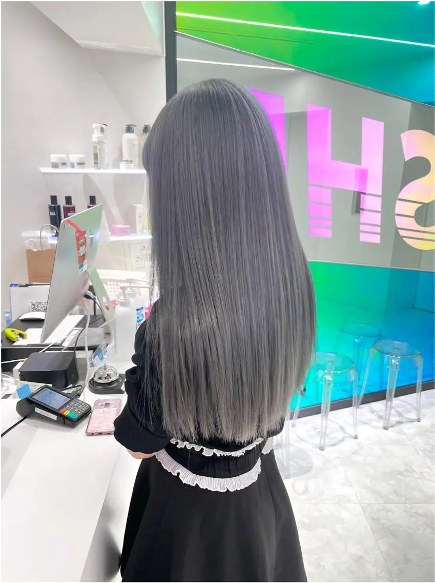 ミディアム カラー ヘアカラー 🤍💕ブリーチカラ ーAyaka💕🤍のヘアスタイル