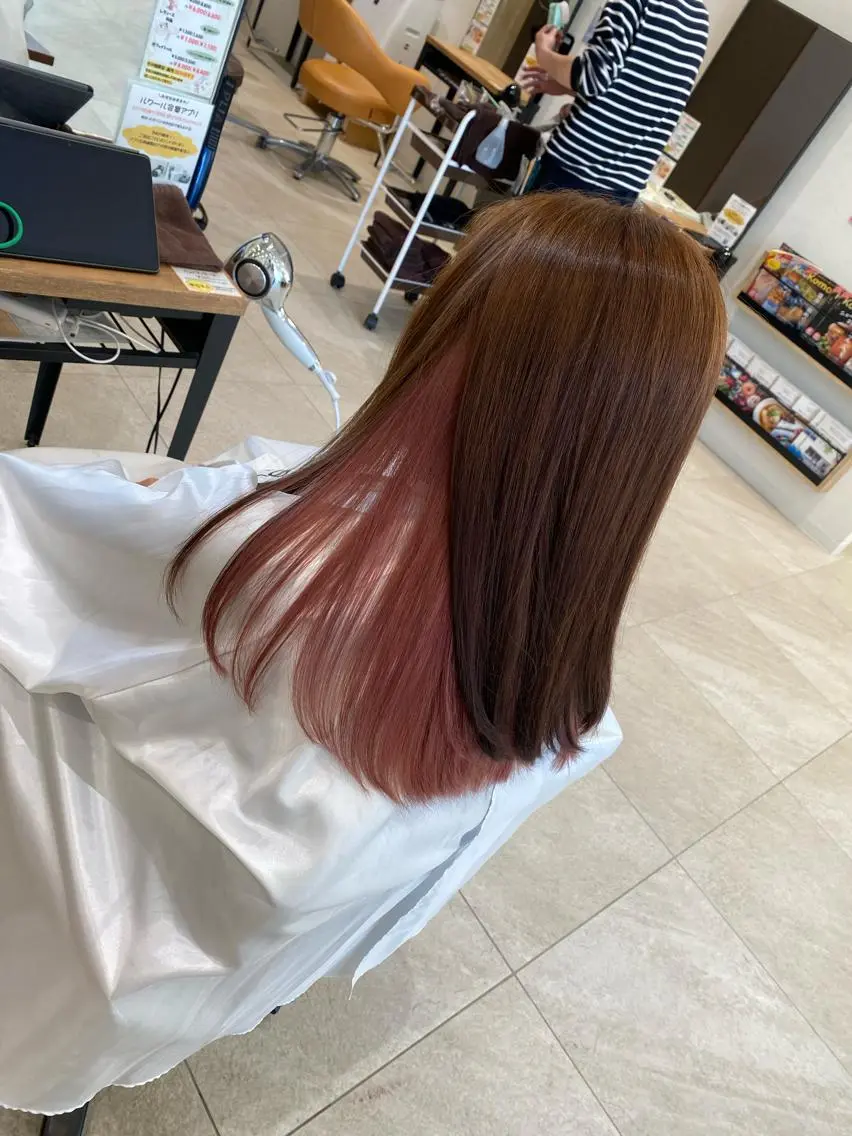 セミロング カラー ヘアカラー 星野 慎也のヘアスタイル