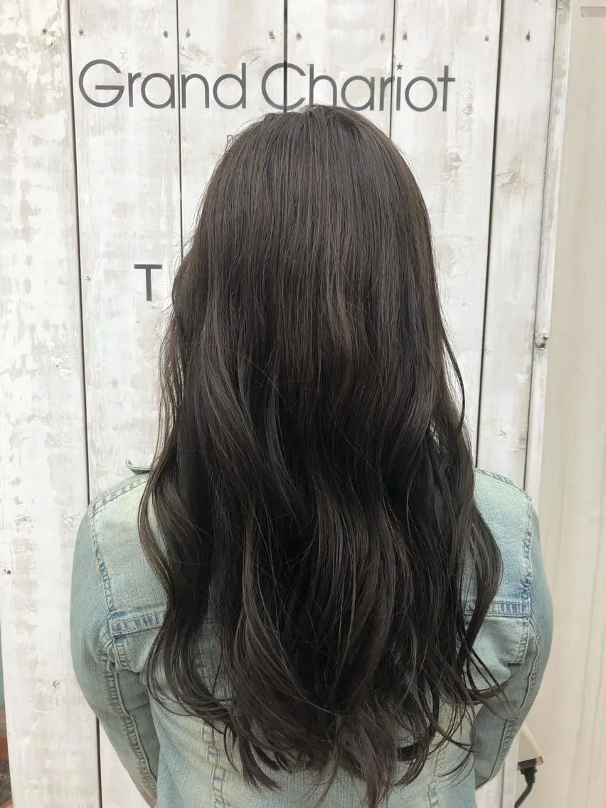 ロング カラー ヘアカラー あだち ゆかのヘアスタイル