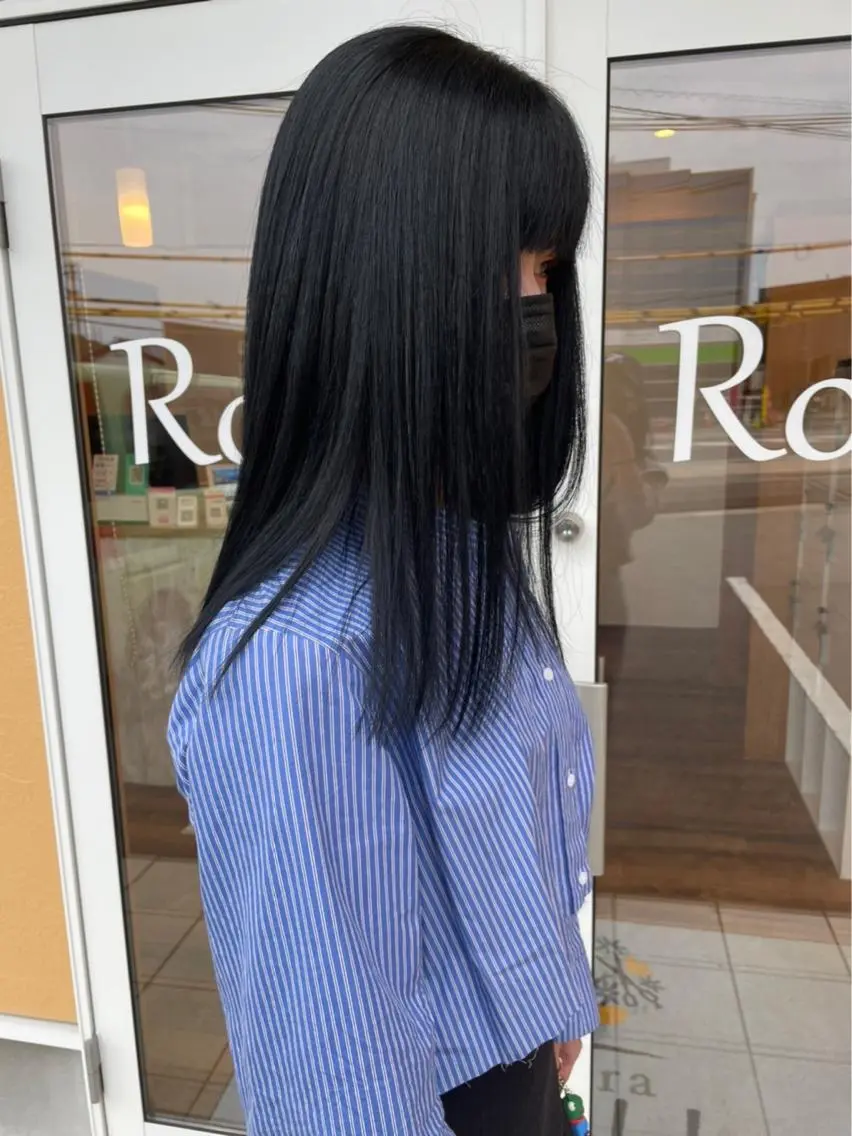 セミロング カラー ヘアアレンジ 小倉 愛里のヘアスタイル