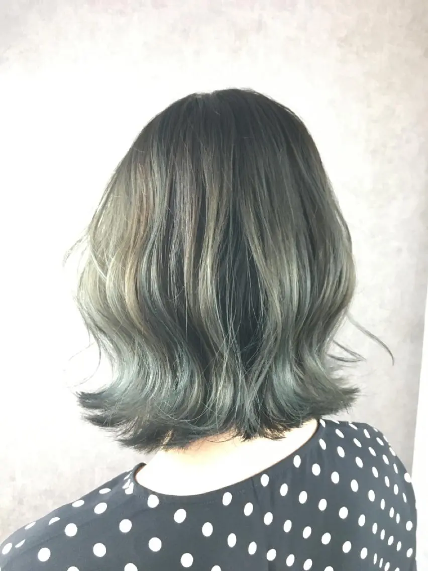 セミロング カラー ツイストスパイラル パーマ✂︎ KYOUのヘアスタイル
