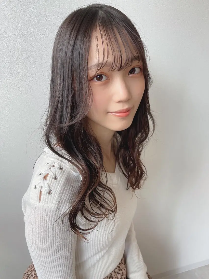 セミロング m i k u n aのヘアスタイル