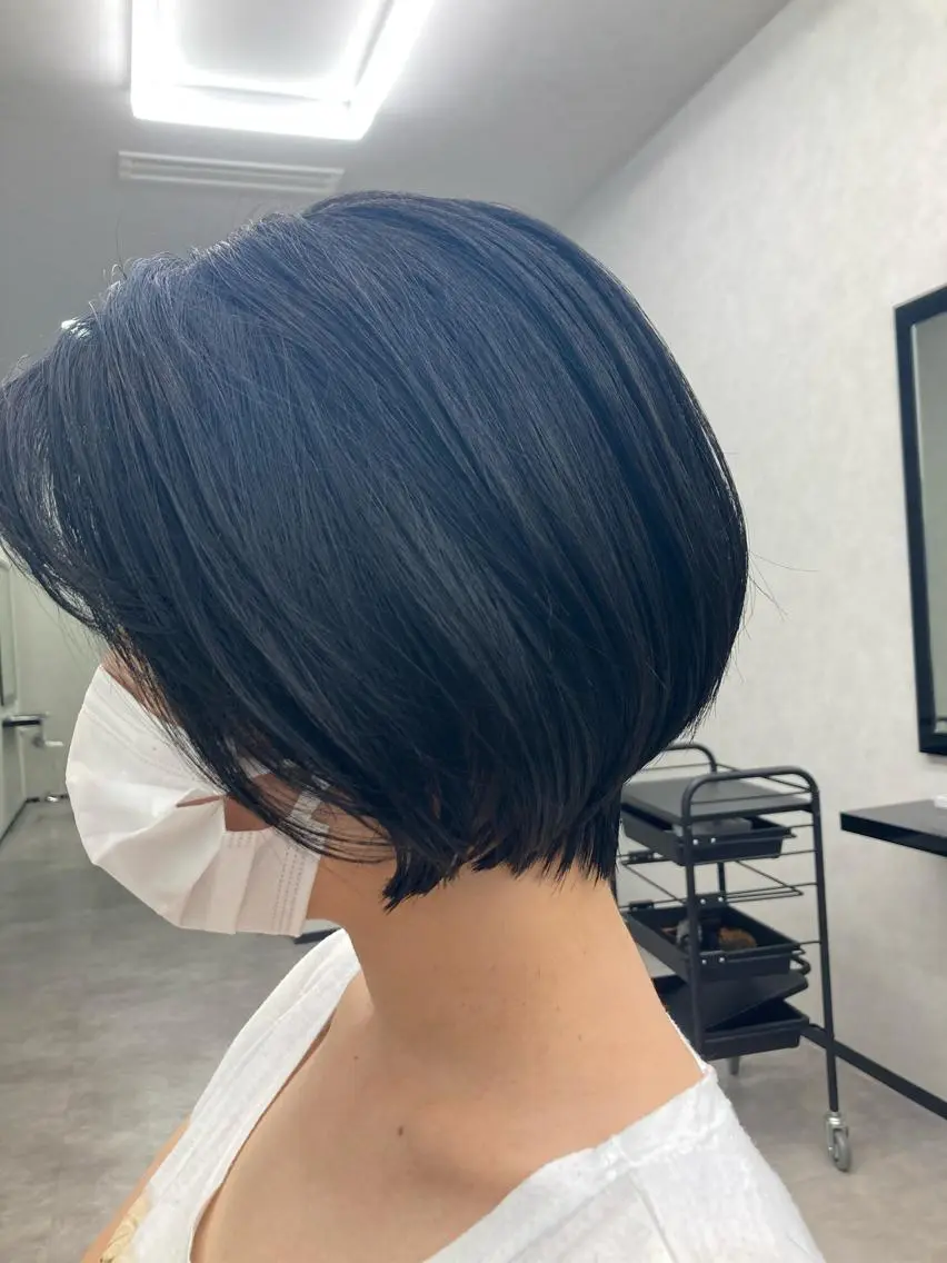 ショート カラー カット 鈴木 翔偉のヘアスタイル