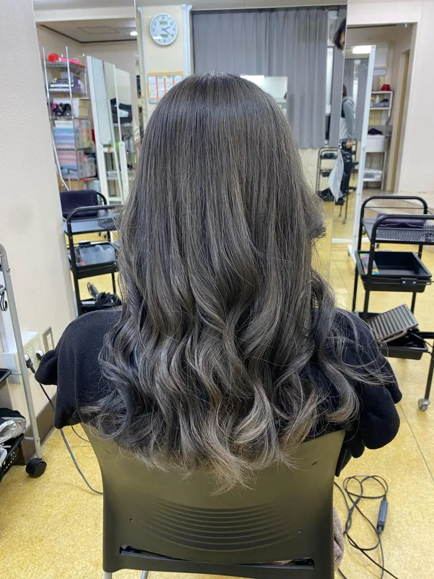 ロング カラー 期間限定: ショート特化/森澤のヘアスタイル
