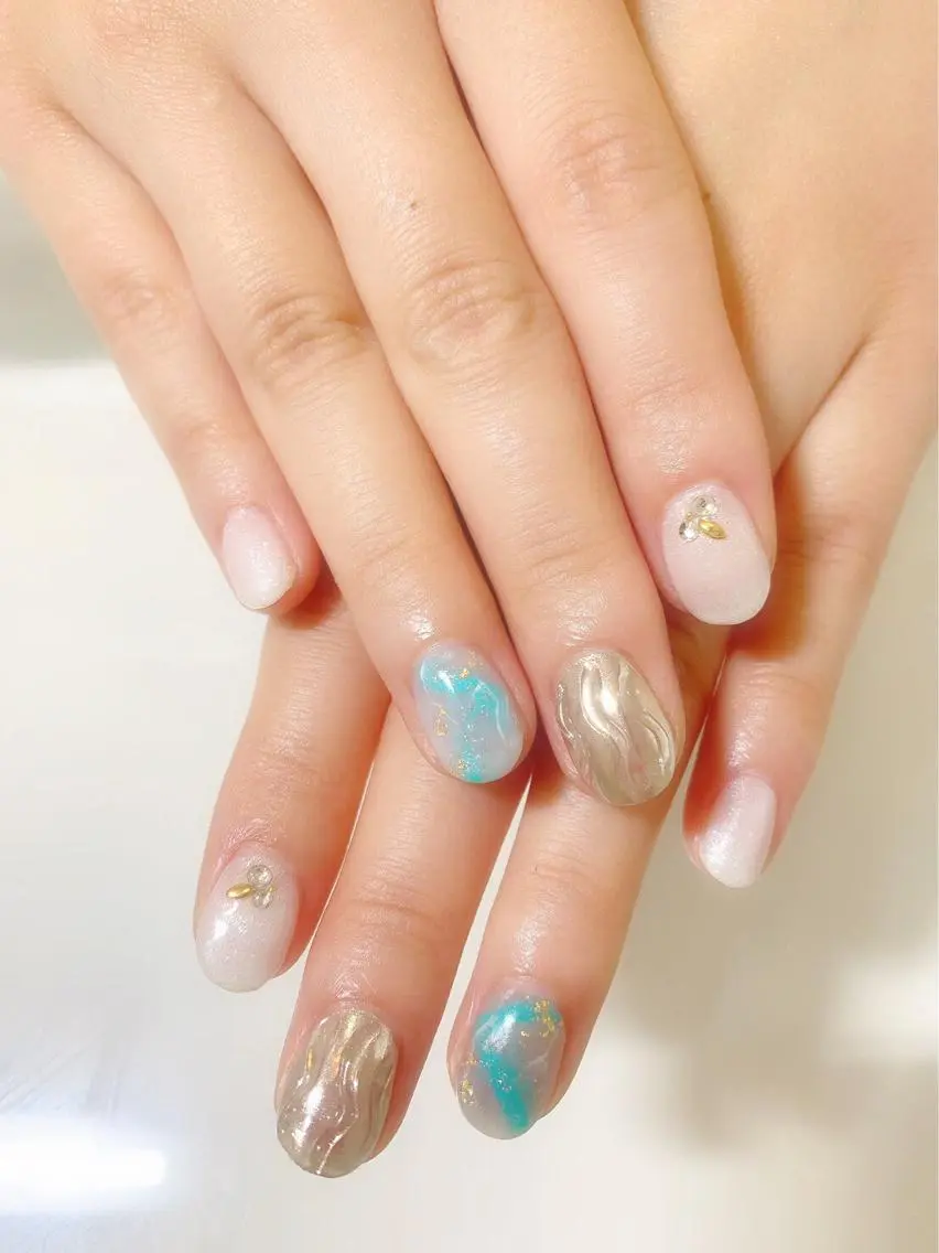 ネイル ハンドネイル Nail salon Dejavu 🌿のネイルデザイン