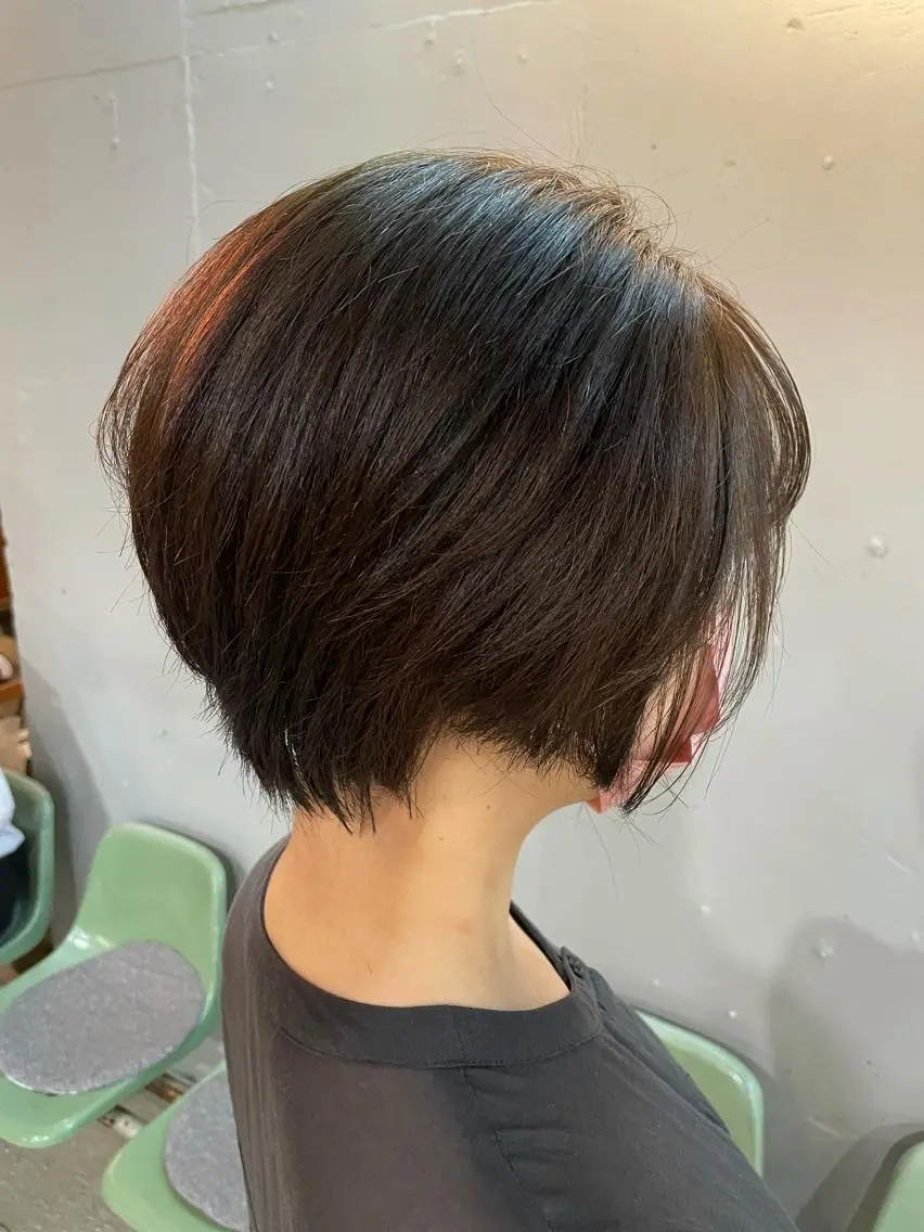 ショート カラー ハンサムショート 透明感カラー ショートヘア 🍀アレンジ簡単ヘア ☘️石田万里奈🍀のヘアスタイル