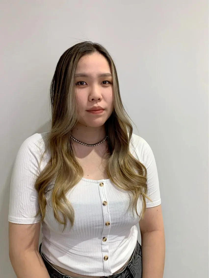 ロング カラー ヘアアレンジ 近藤千翔🩵 髪質改善Periodのエステ・リラクイメージ