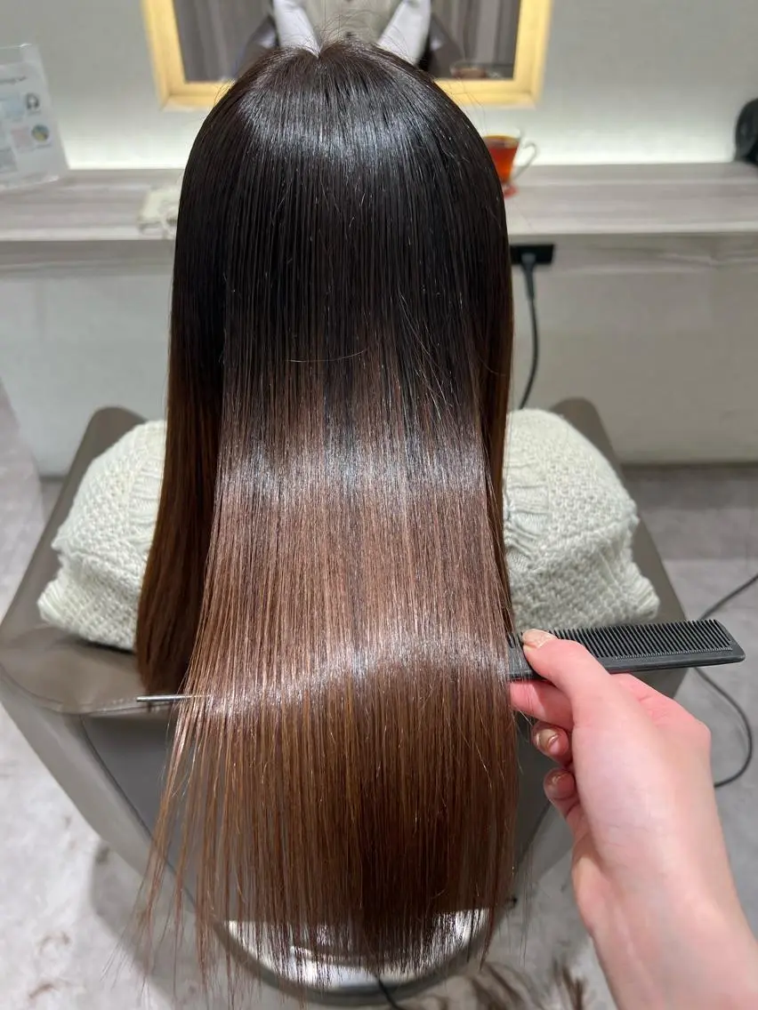 ロング 宮下 志織のヘアスタイル