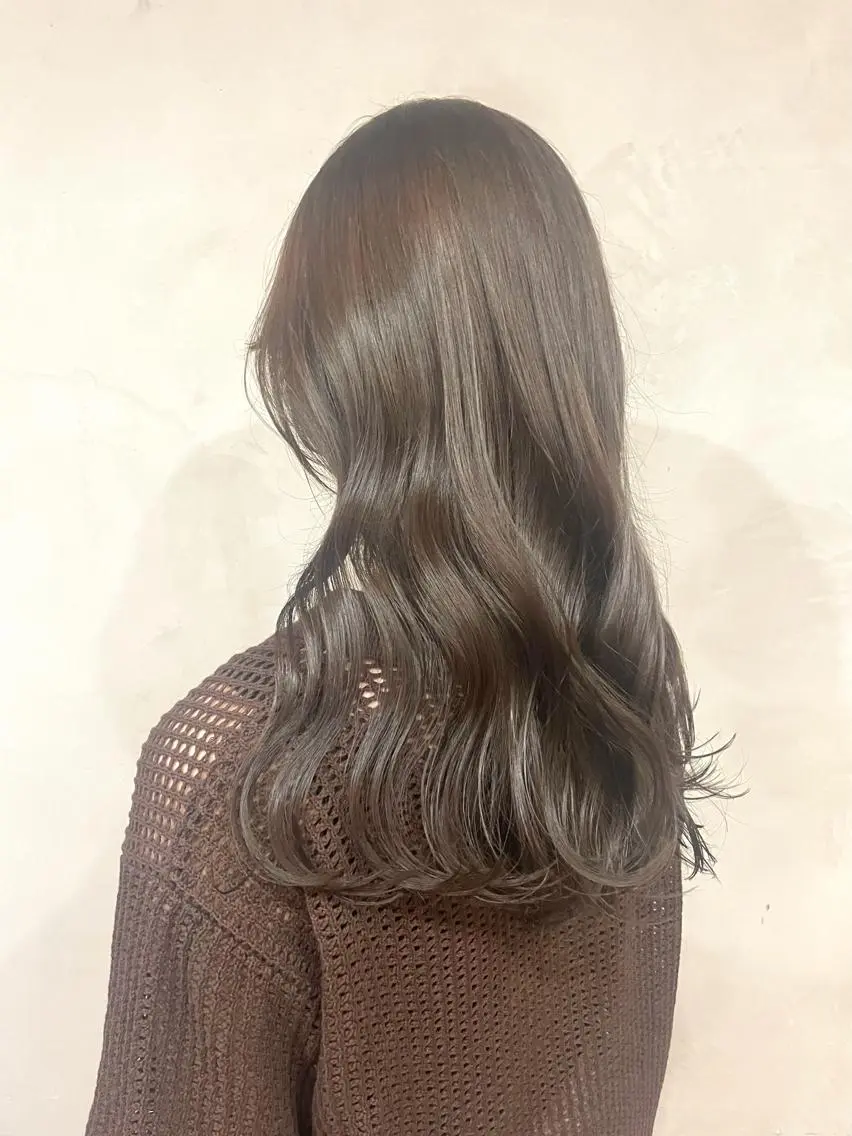ロング カラー カット ヘアカラー 赤み消しカラー/透 明感カラー/有吉優香のヘアスタイル