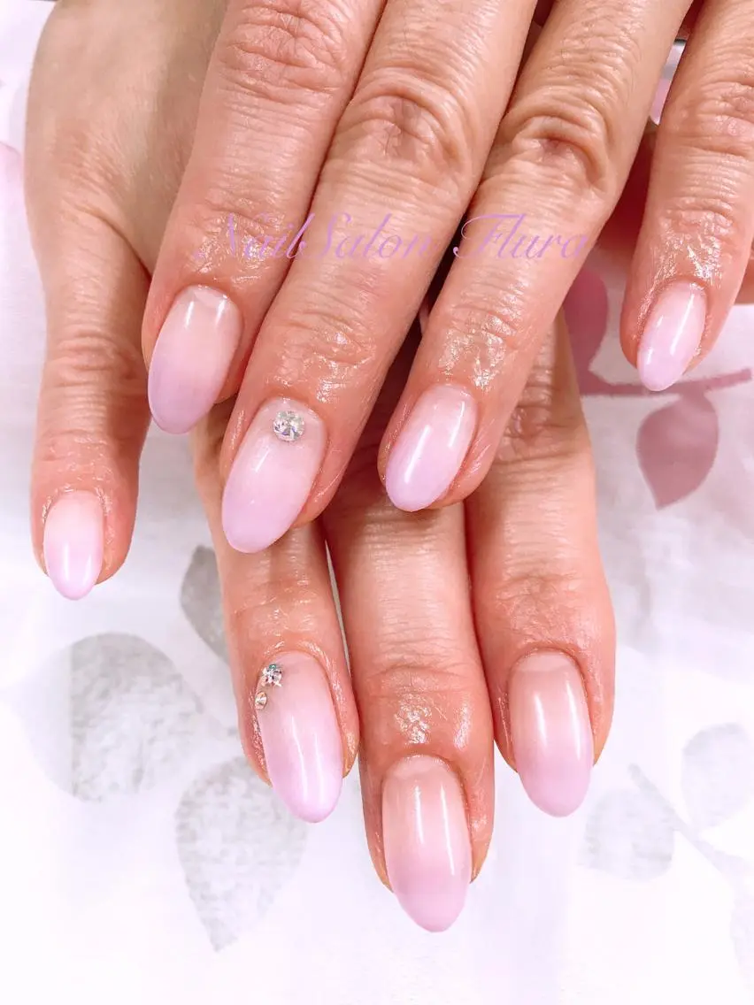 ネイル NailSalon Fluraのネイルデザイン