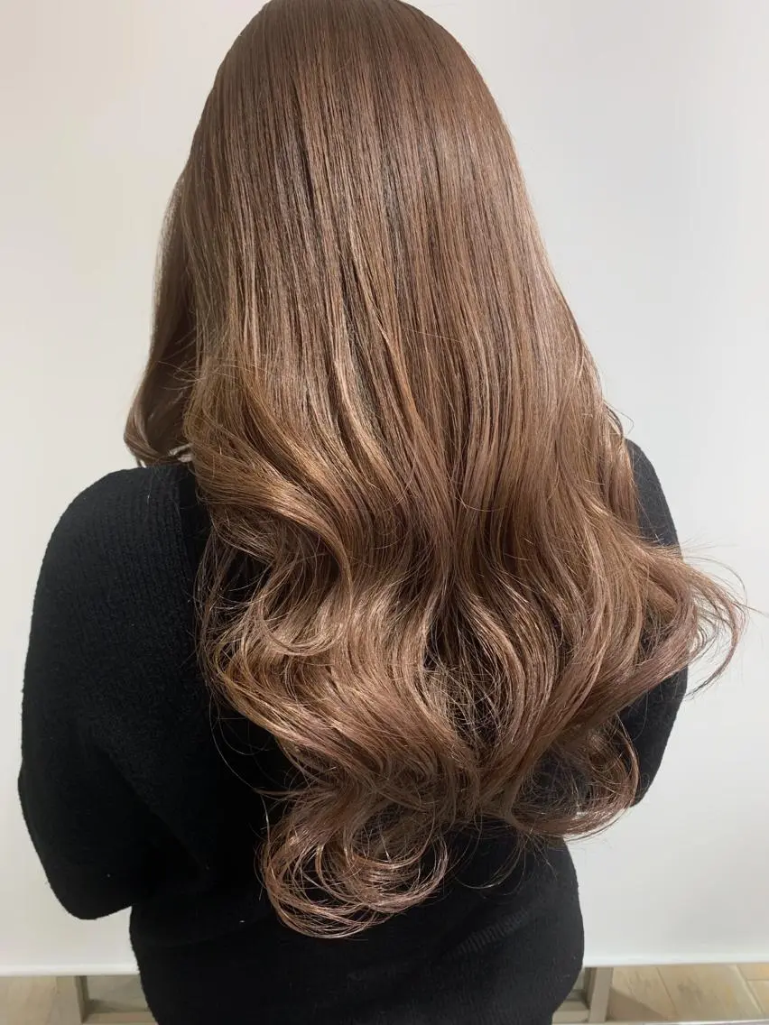 ロング カラー パーマ ヘアアレンジ 近藤千翔🩵 髪質改善Periodのエステ・リラクイメージ