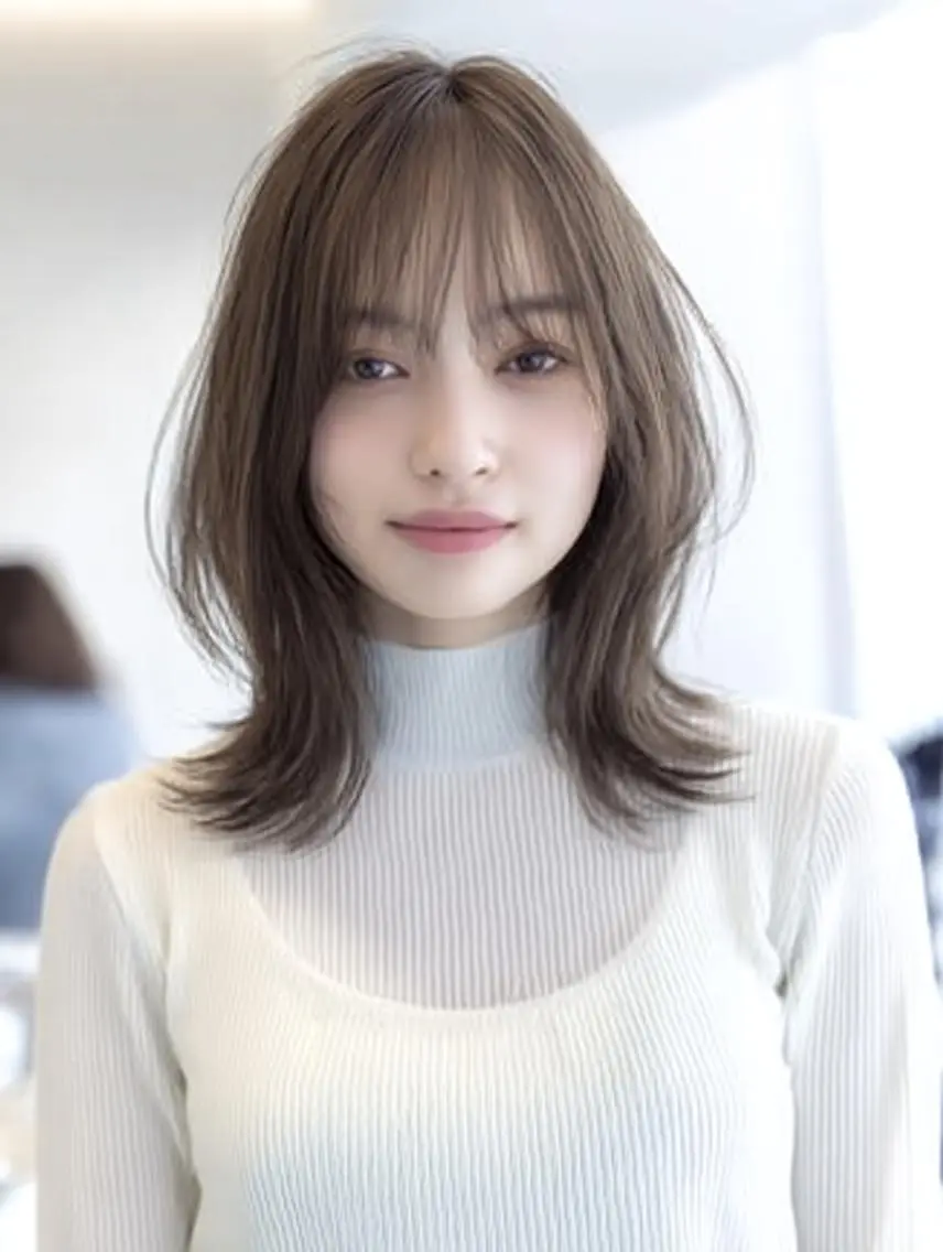 セミロング ハッシュカット 髪質改善 レイヤーカット 縮毛矯正 トリートメント 絶対可愛い🍎透明感 カラーあります✨蕾祁のヘアスタイル