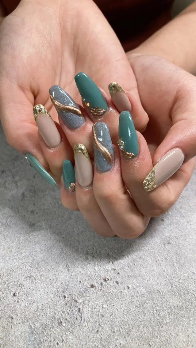 ネイル Agu. Nail tomoのネイルデザイン