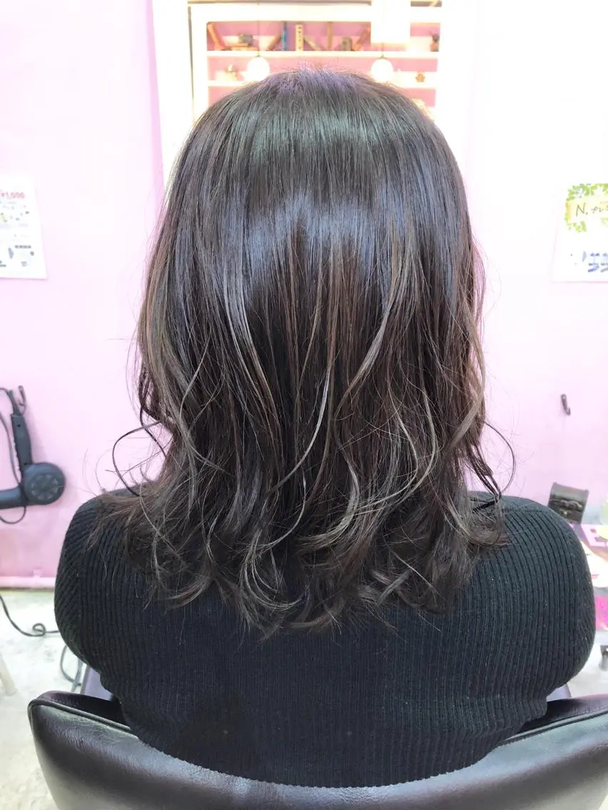 セミロング カラー カット ヘアカラー トリートメント 浦山 和之のヘアスタイル