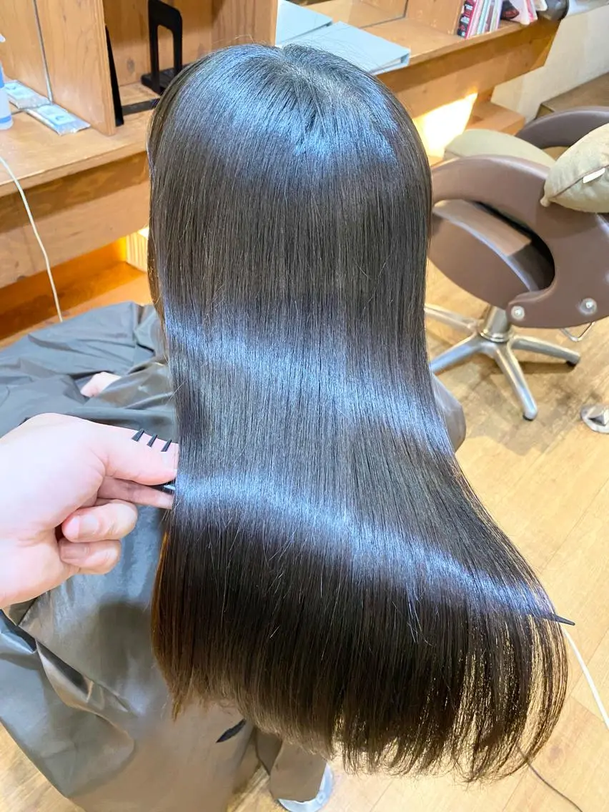 セミロング パーマ 縮毛矯正 カット 縮毛矯正 トリートメント 菅村 勇亮のヘアスタイル
