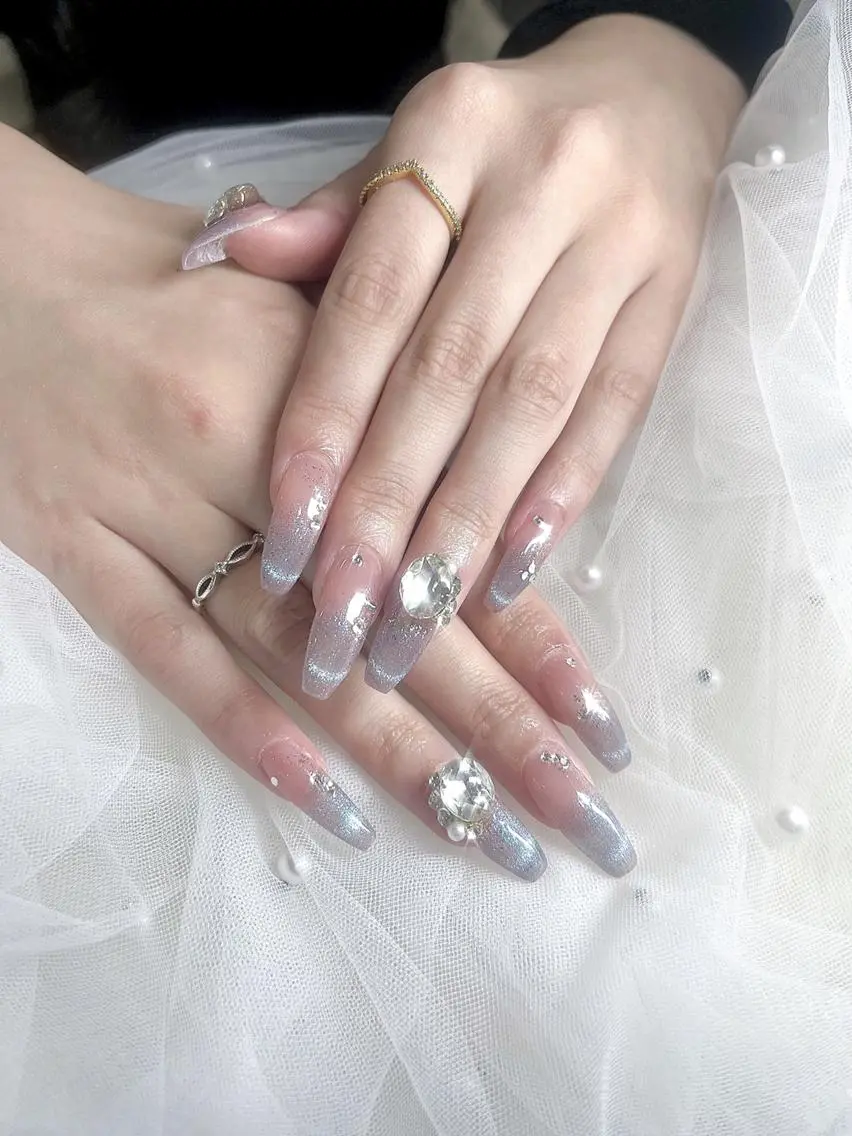 ネイル グラデーション マグネットネイル ハンドネイル ハンドケア 韓国ネイル🎀当日 予約⚪︎Karin♡のネイルデザイン