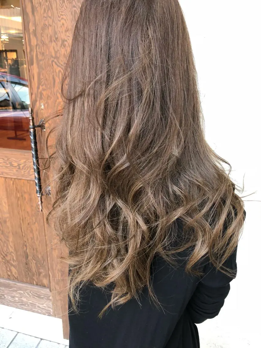 セミロング カラー ヘアカラー トリートメント ヘアセット 艶髪育成サロン 京橋　shinのヘアスタイル