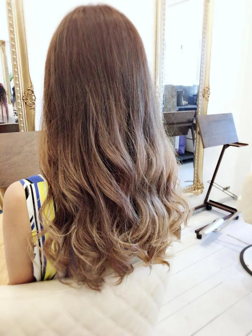 ロング カラー ヘアカラー トリートメント 💎JADE GRACE💎のヘアスタイル