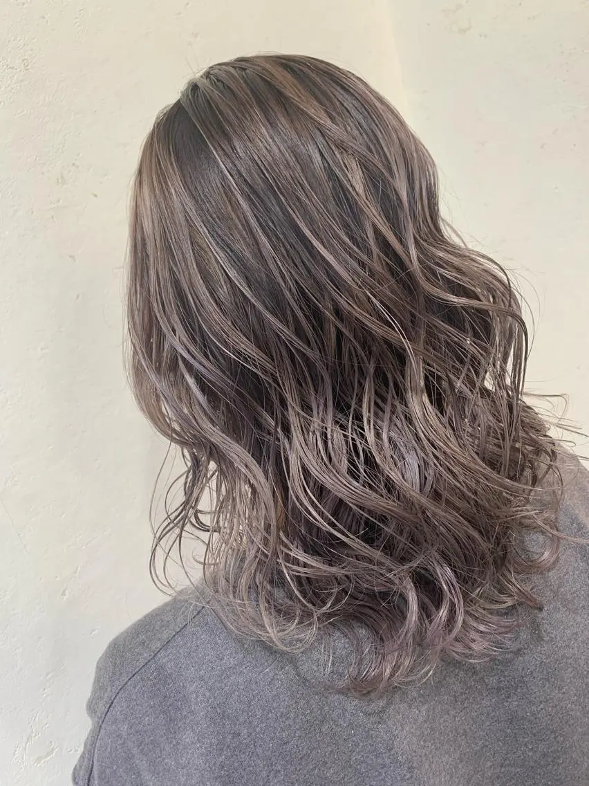 ミディアム カラー グラデーションカラー ヘアカラー トリートメント 天野 開のヘアスタイル