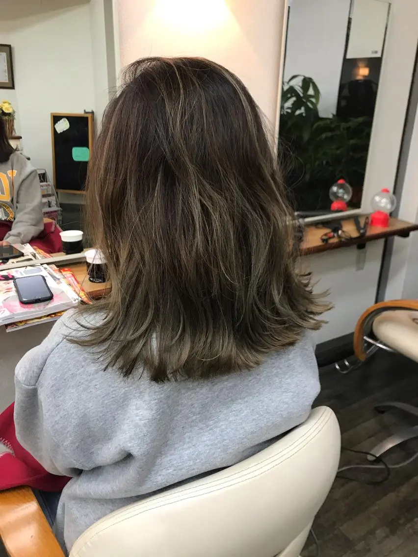 ミディアム カラー ハイライトカラー ハイライト 芝 幸大のヘアスタイル