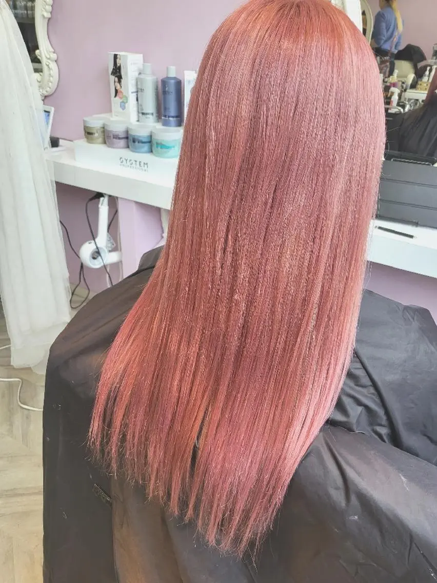 ロング カラー ヘアアレンジ ピンクカラー ホワイトピンク ヘアカラー トリートメント ナカシマ  アユミのヘアスタイル