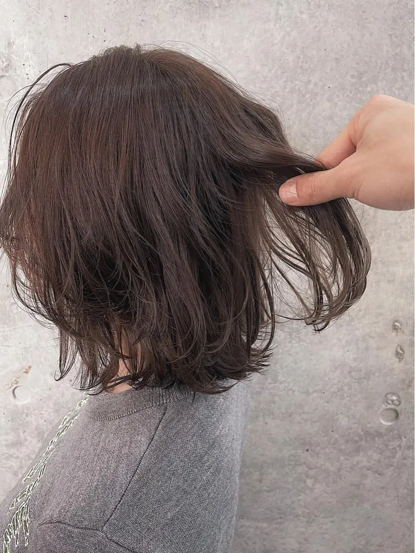 ミディアム カラー パーマ 【雰囲気ヘア☺︎】 岩井隼人のヘアスタイル